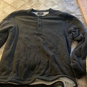Men’s Gray Long Sleeve